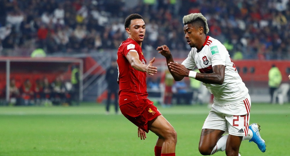 Lateral do Liverpool elogia Bruno Henrique “Ótimo jogador”.