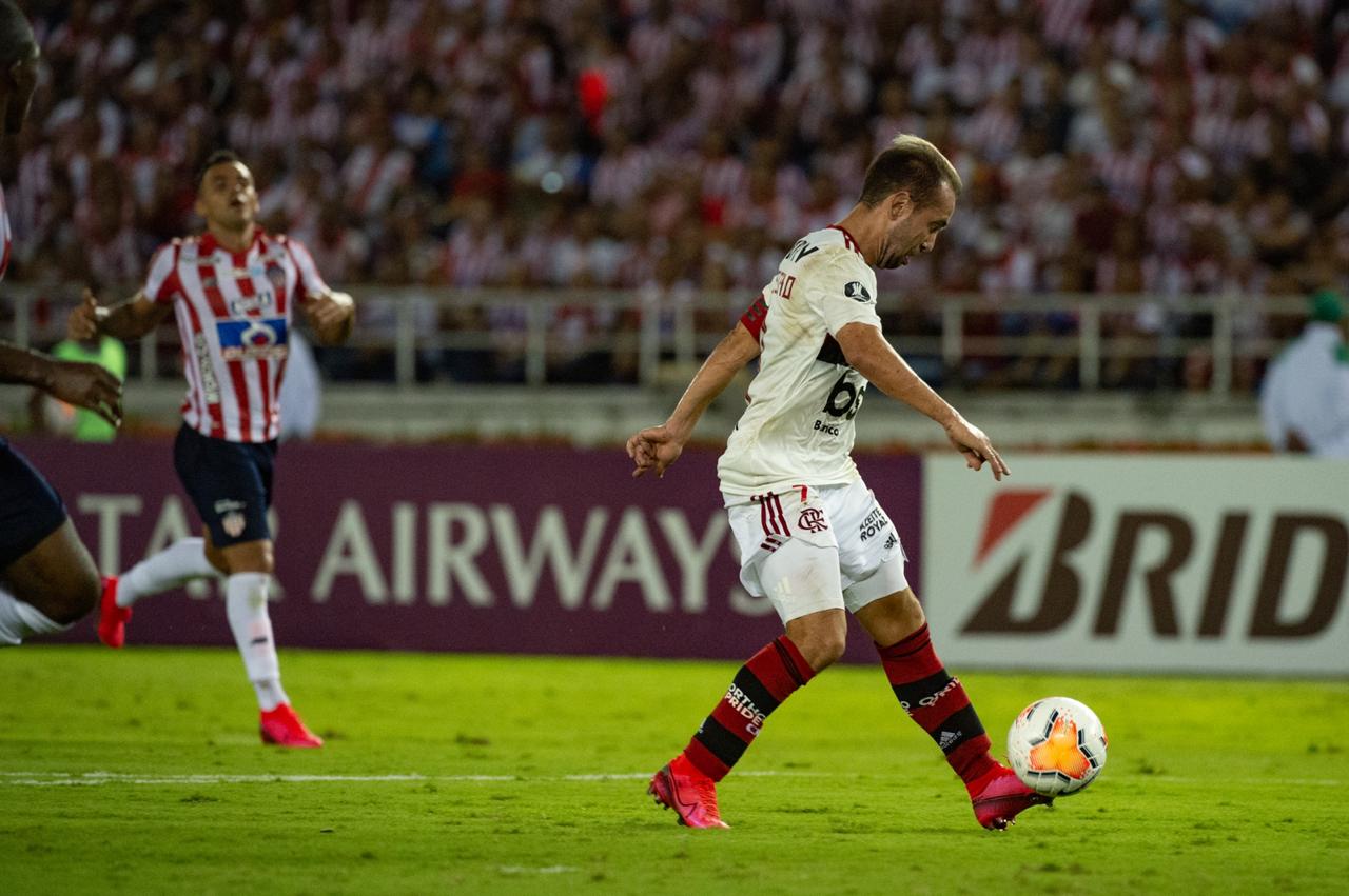Globo divulga a audiência do Flamengo na 1ª partida da Libertadores.