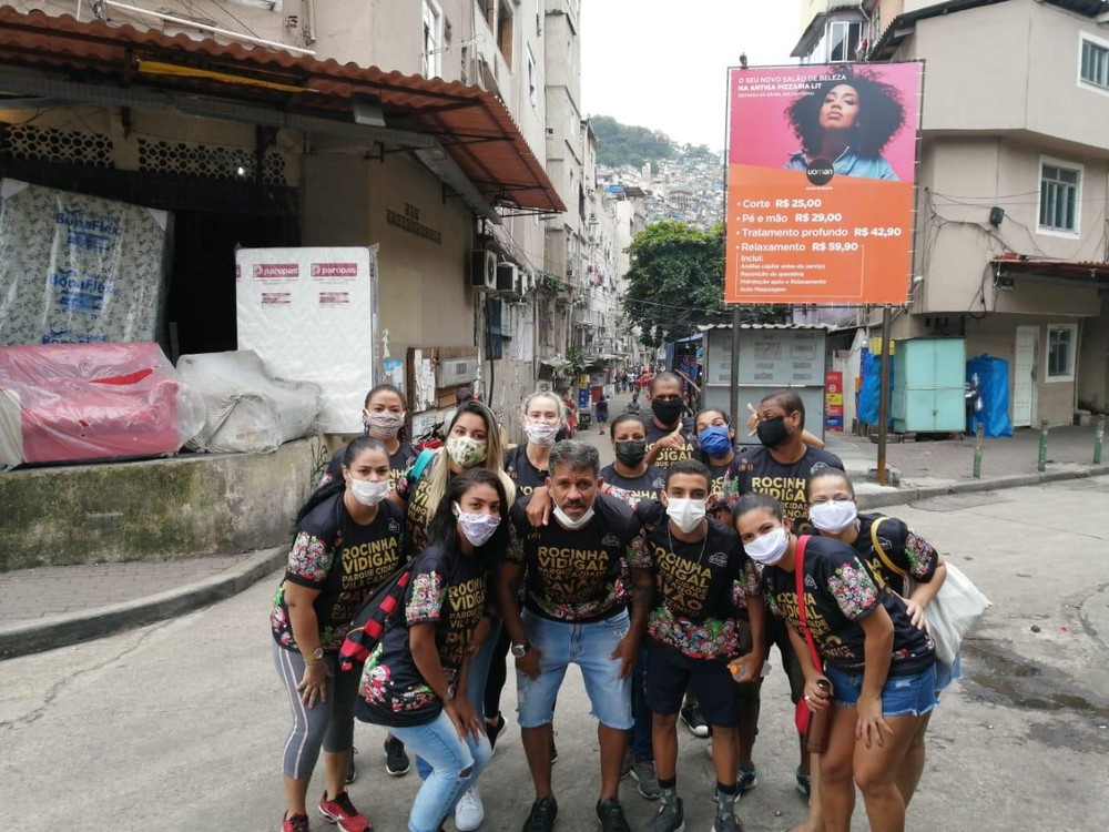 Ex-jogador do Flamengo faz campanha de doação para a Rocinha.