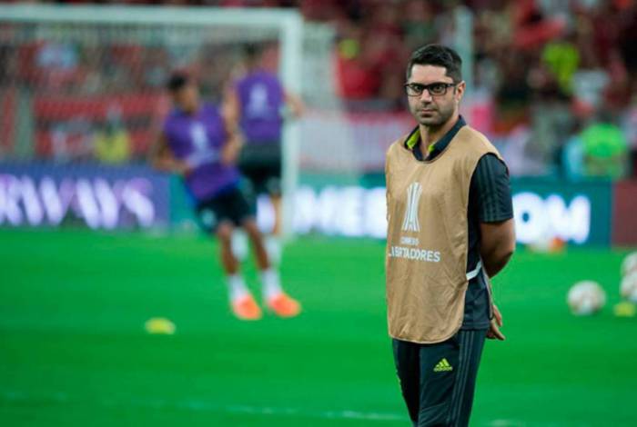 Paulo Sousa se posiciona sobre alto número de lesões no Flamengo