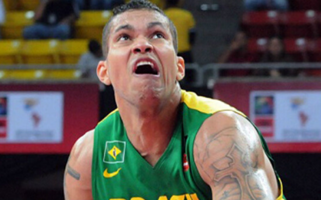 Pivô da Seleção Brasileira pode reforçar o FlaBasquete