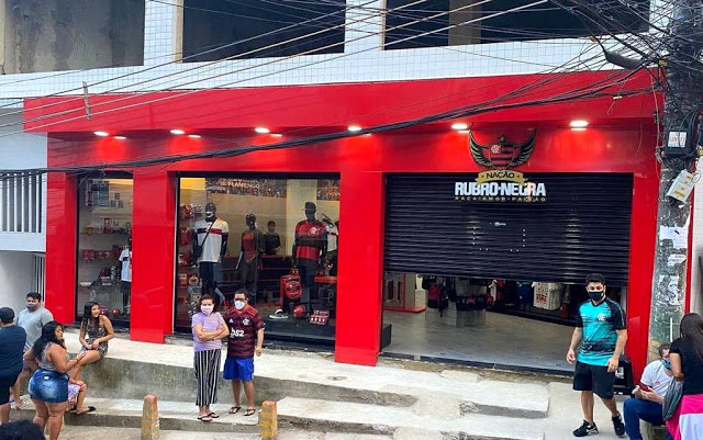 Rocinha ganha nova loja do Flamengo
