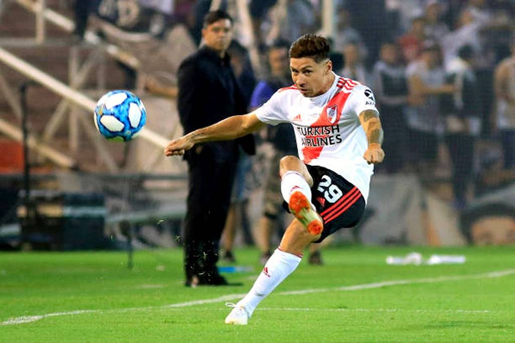 Gonzalo Montiel se anima com interesse do Flamengo