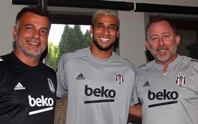 Ex-zagueiro do Flamengo fecha com o Besiktas