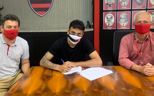 Flamengo coloca Richard ‘na vitrine’ para empréstimo e espera propostas pelo meia