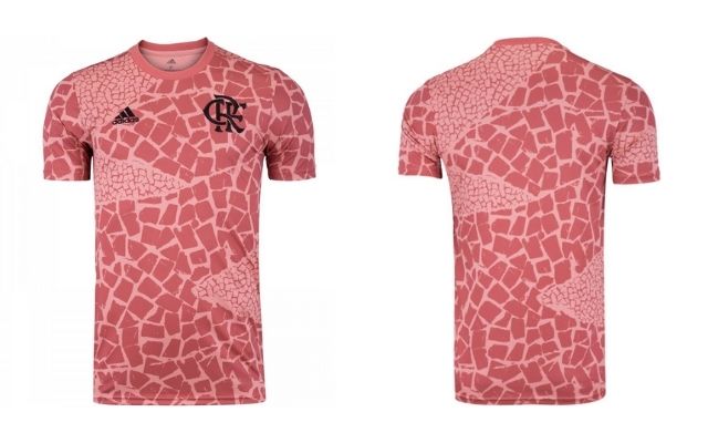 Adidas comercializa nova camisa pré-jogo do Flamengo para torcedores