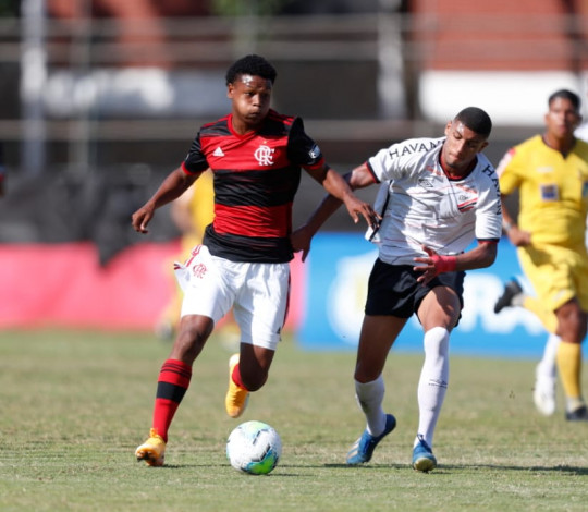 Flamengo Sub-17 perde para o Athletico PR pelo Campeonato Brasileiro