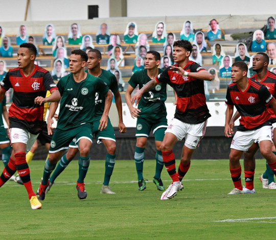 Flamengo vence o Goiás pelo Brasileiro Sub-20