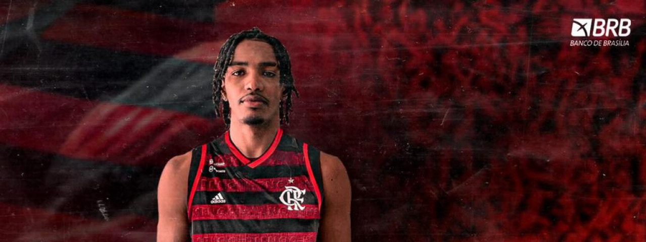 Flamengo contrata Ala-Pivô vindo dos Estados Unidos