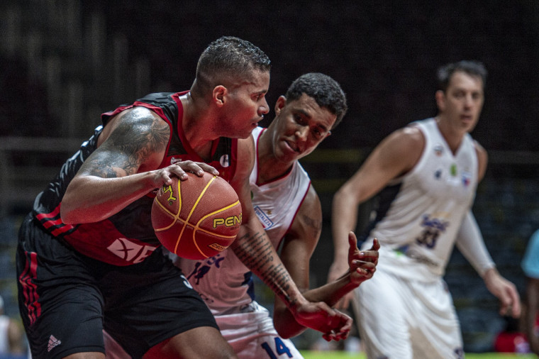 Flamengo vence a 2ª pelo NBB em cima do Fortaleza