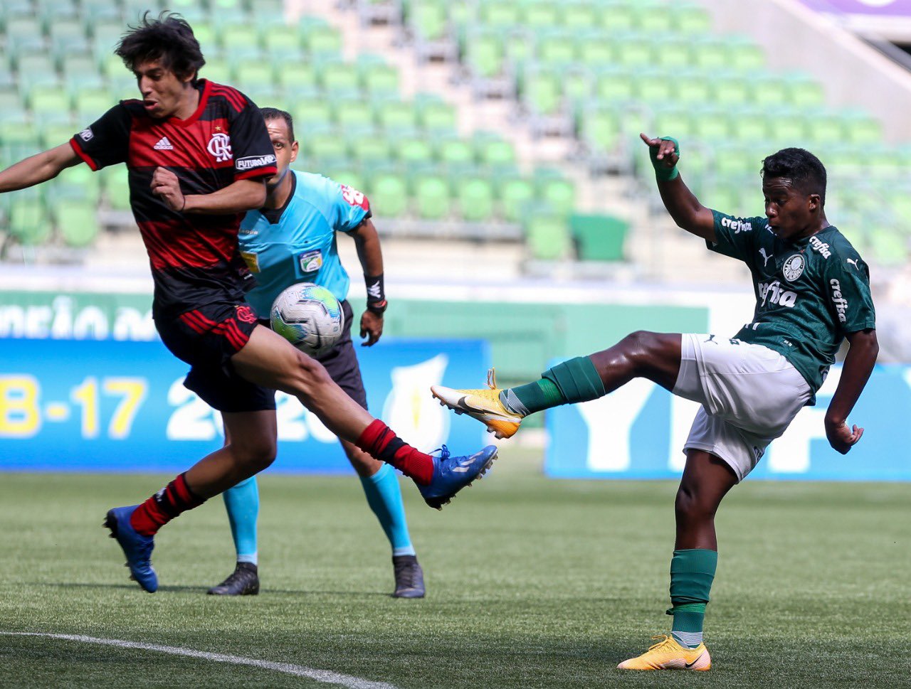 Flamengo vence o Palmeiras na estreia do Brasileirão Sub-17