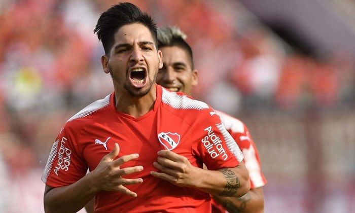 Torcida do Flamengo pede por Benítez do Vasco