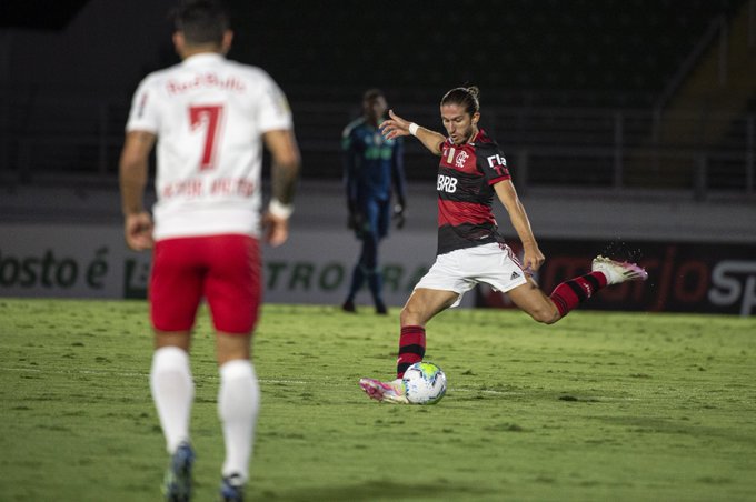 Flamengo tropeça e empata com o Red Bull Bragantino