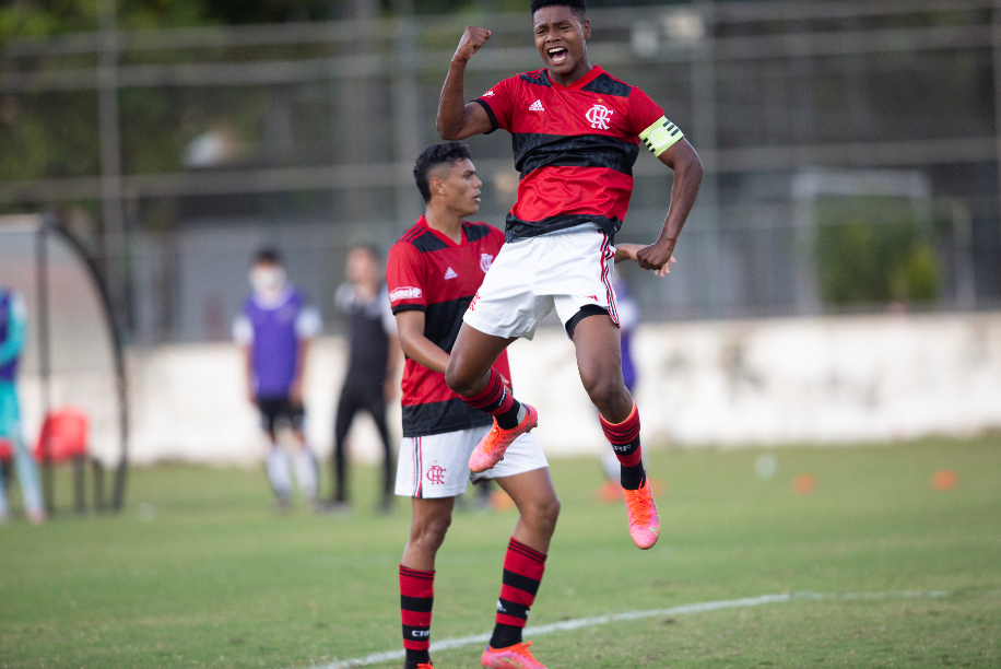 Flamengo vence o Ceará de virada pelo Brasileirão Sub-17