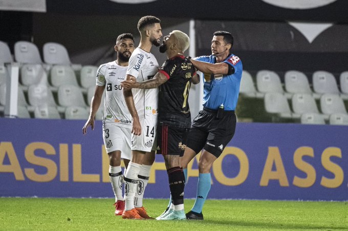 Gabigol responde provocação com Hat-Trick e Flamengo goleia