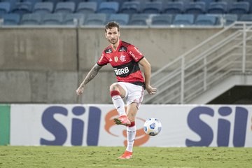 Bruno Henrique ironiza arbitragem de ABC x Flamengo