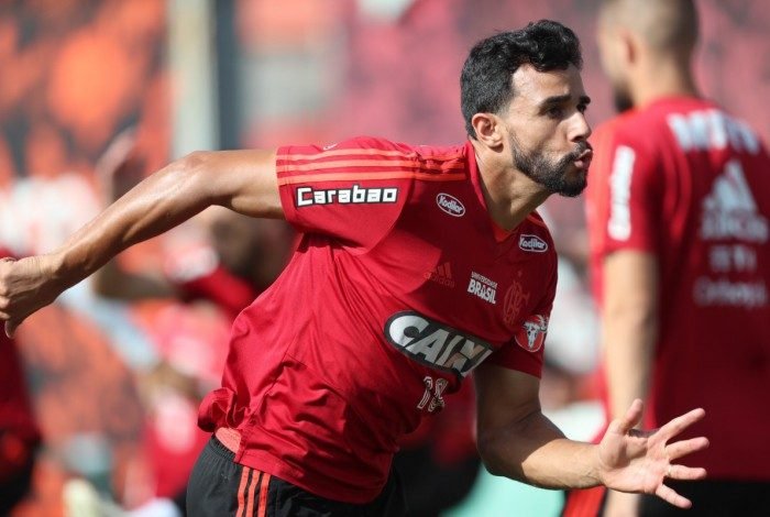 Henrique Dourado diz não se arrepender de ter deixado o Flamengo em 2019 e manda recado para a torcida