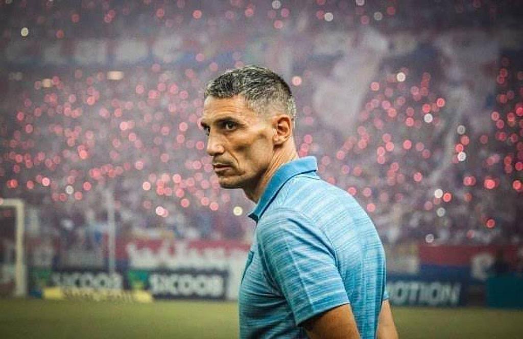 Flamengo teria feito consulta por treinador estrangeiro do Fortaleza