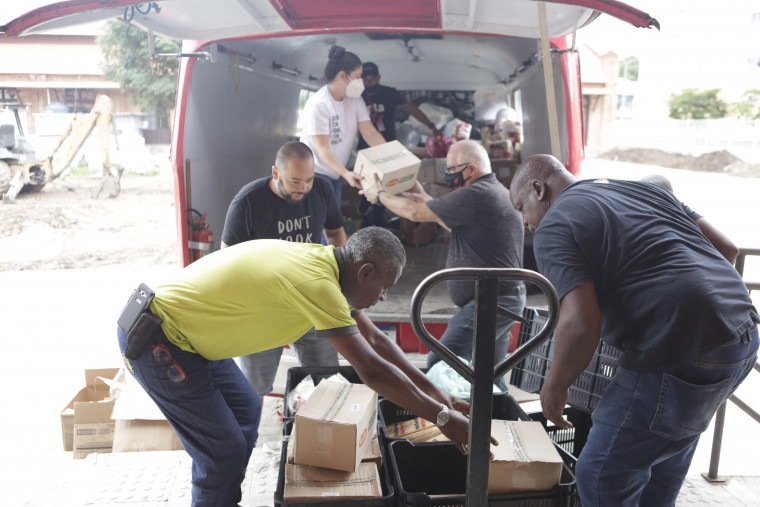 Flamengo arrecada 6 toneladas de suprimentos para Petrópolis
