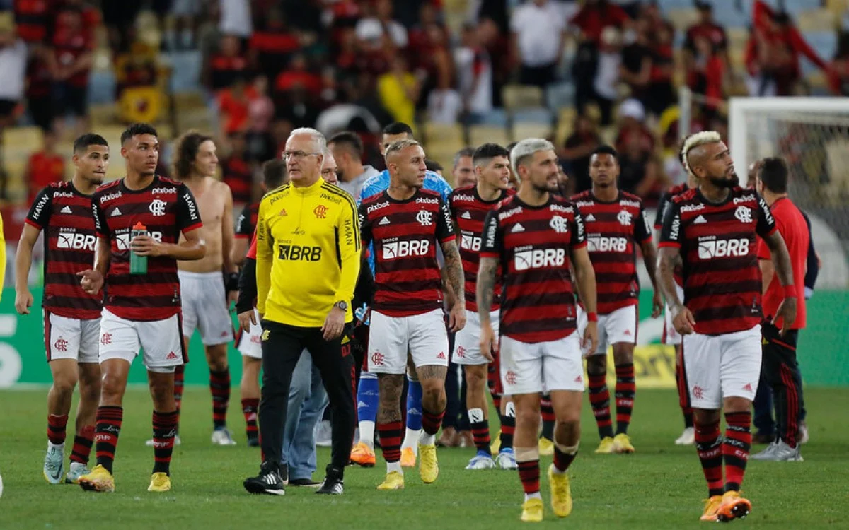 Ex-jogador diz que pagaria R$ 5 mil para não ver o Flamengo campeão