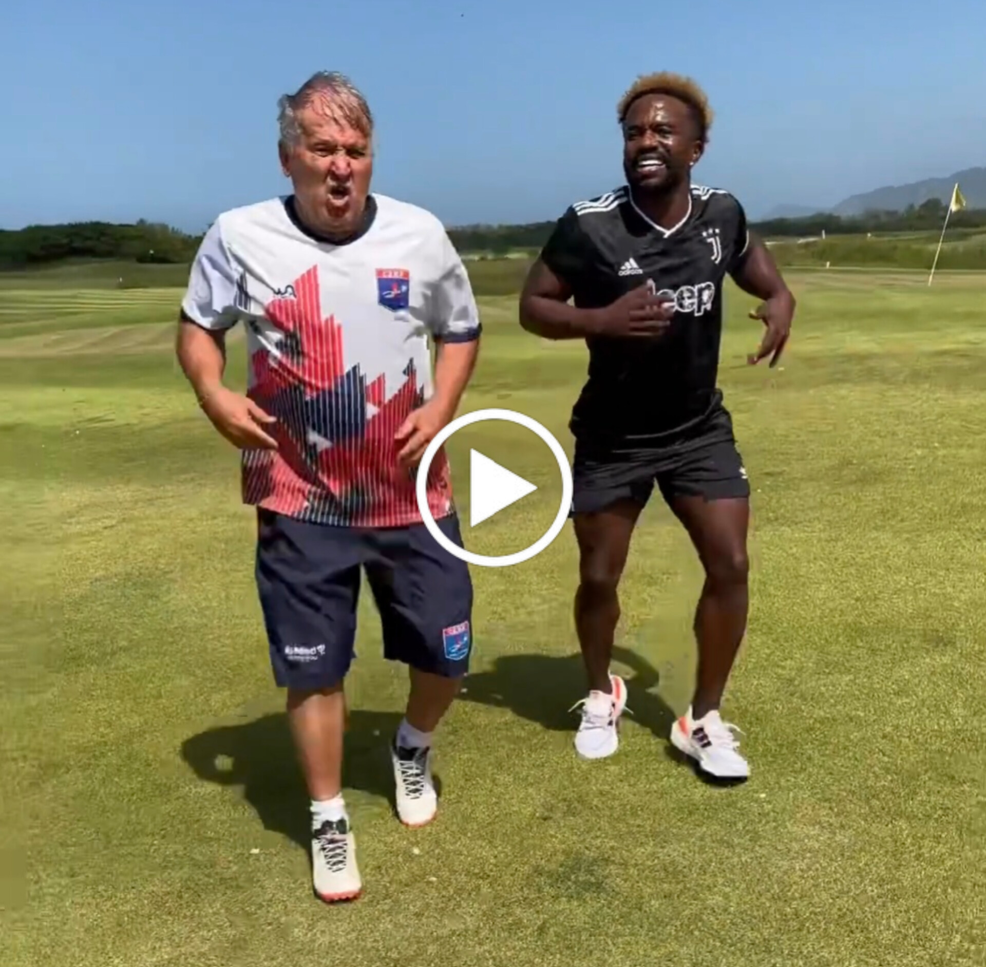 Zico faz vídeo cômico ao lado de humorista