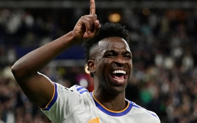 Vinícius Jr fala sobre retorno de Lucas Paquetá ao Flamengo