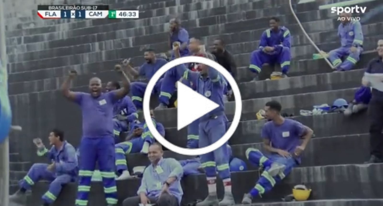 [VÍDEO] Funcionários da obra do estádio da Gávea se divertem com goleada do Flamengo pelo Sub-17