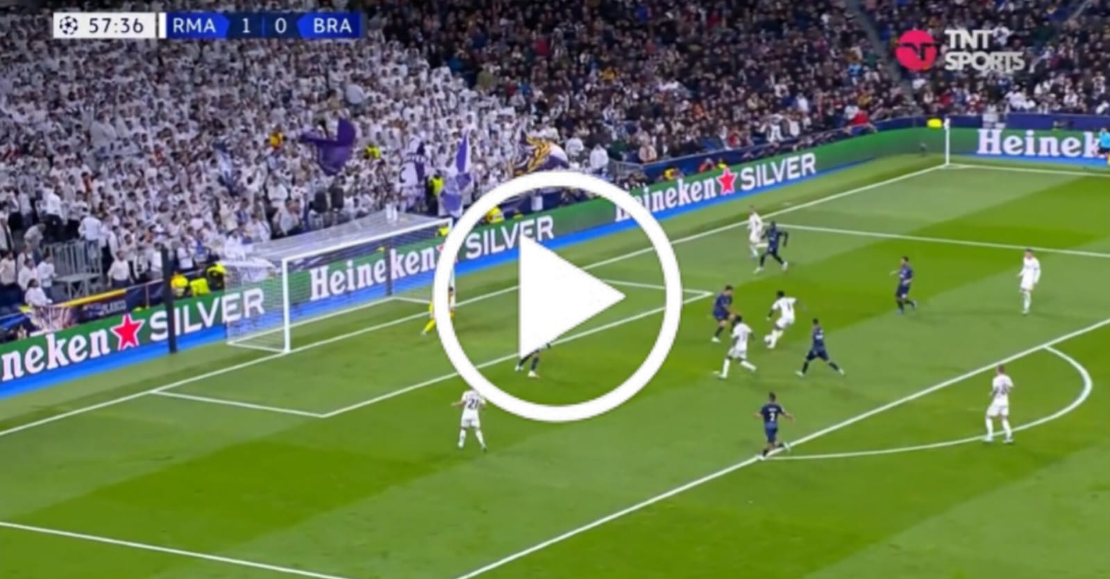 [VÍDEO] Vinícius Jr. faz golaço na Champions pelo Real Madrid