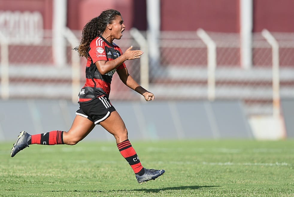 Flamengo vence o São Paulo e enfrenta rival na final da Copinha feminina