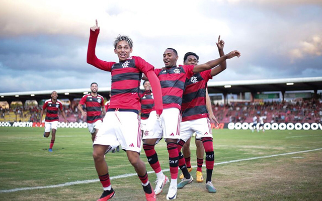 Flamengo vence mais uma na Copinha e passa para a 3ª fase