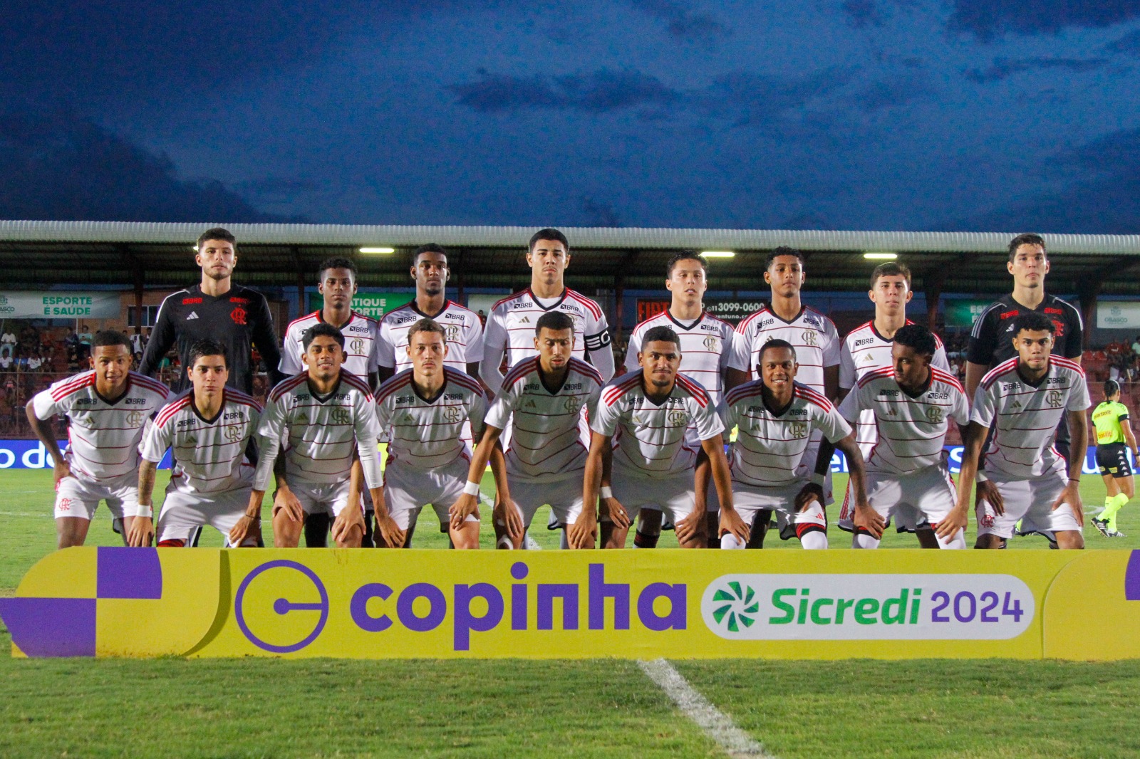 Flamengo vence nos acréscimos na Copinha e está nas quartas de final