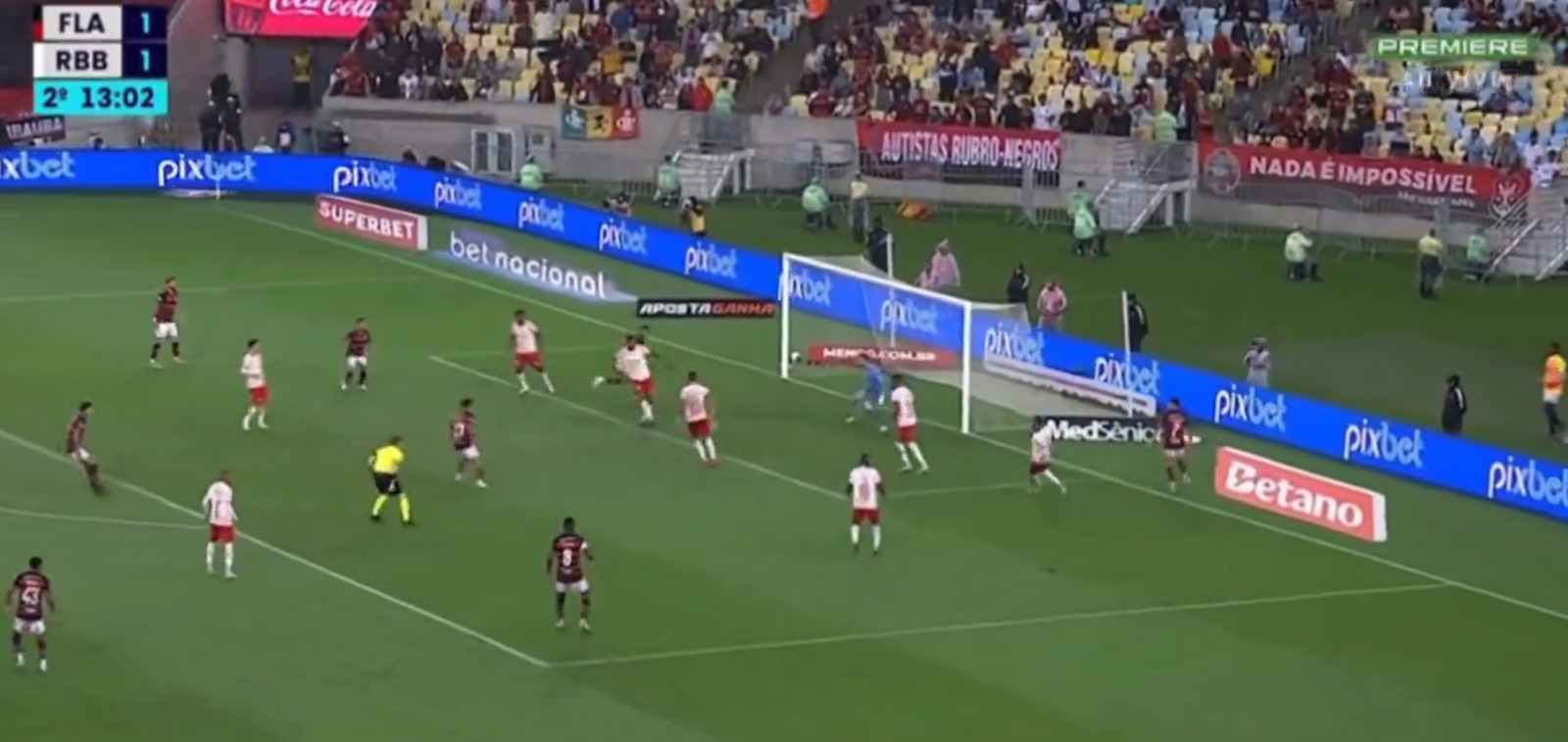 [VÍDEO] Flamengo faz 2 a 1 no Bragantino com gol contra