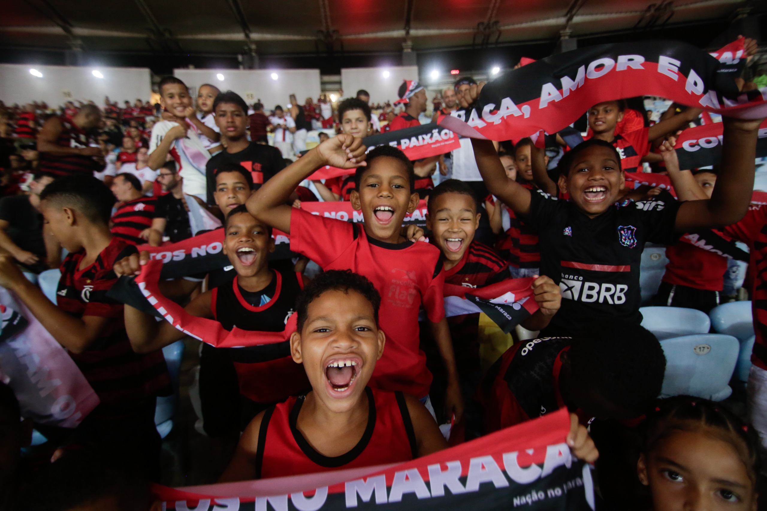 “Eles não vão” – Torcida do Flu compra menos de 1/5 da sua parte de ingressos para clássico contra o Flamengo