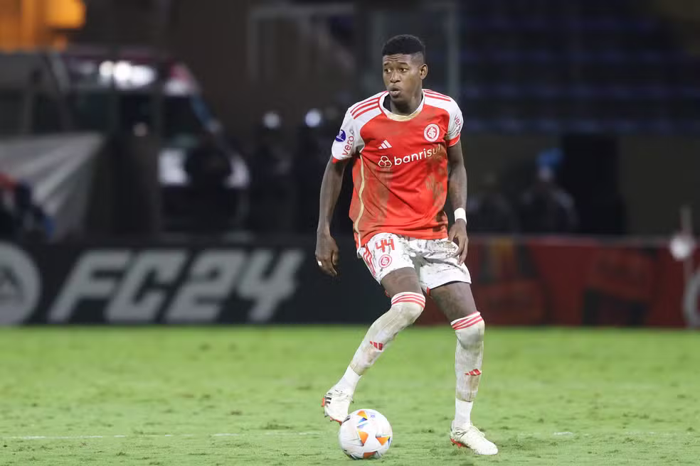 Veja os valores que o Flamengo vai pagar por Vitão