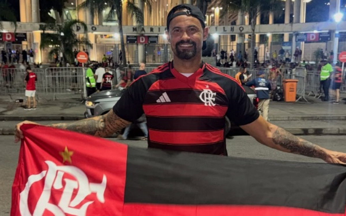 Goleiro Bruno vai ao Maracanã torcer pelo Flamengo